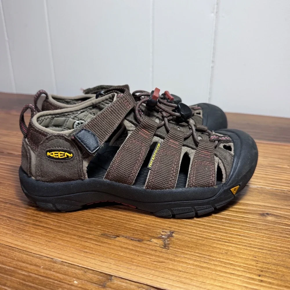 Keen Kids Brown Black Outdoor Sandals